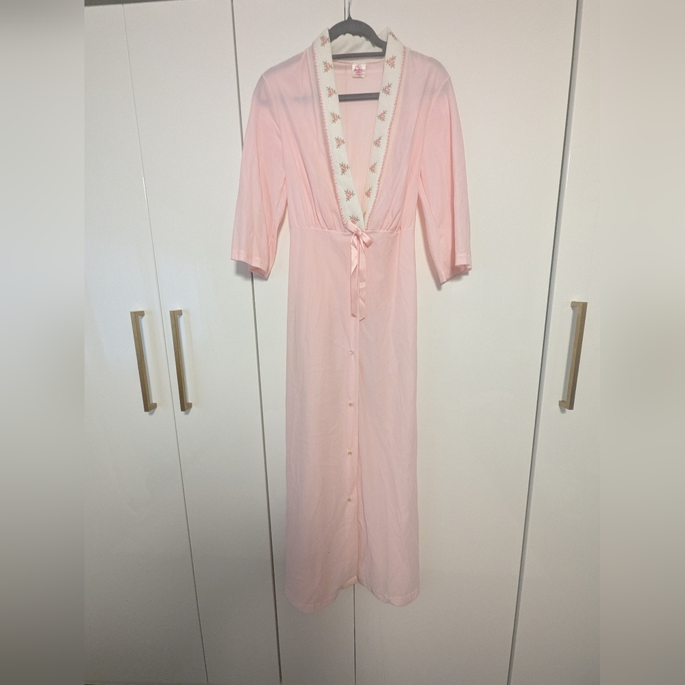 Vintage Made in Canada Lov Lee Mode Floral Robe